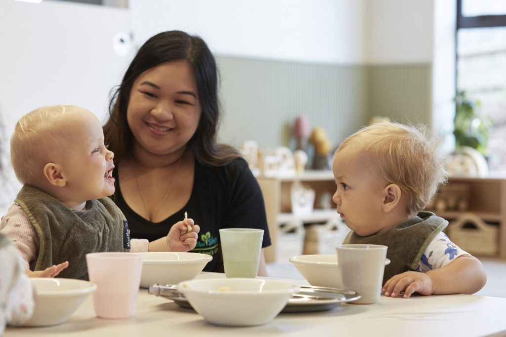 HOW CAN I HELP MY CHILD SETTLE INTO CHILDCARE? ‍